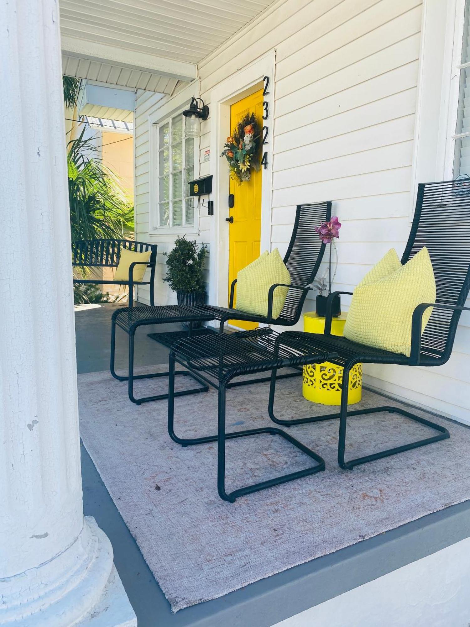 No Ho Yellow Door Bungalow Тампа Экстерьер фото